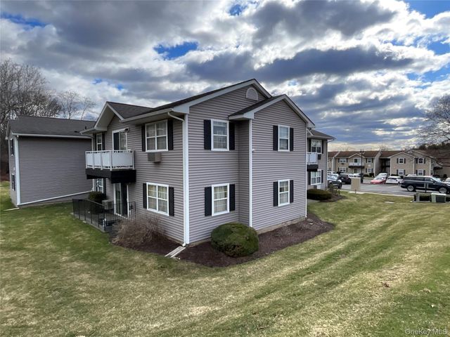 100 Hillside Drive B10, Middletown, NY 10941
