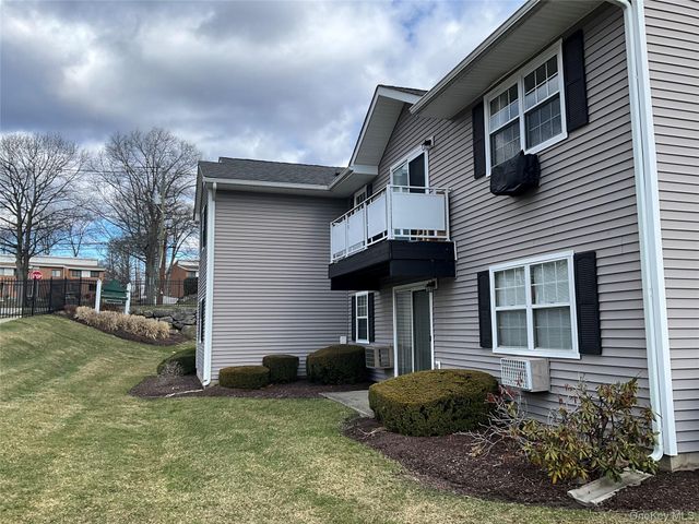 100 Hillside Drive B10, Middletown, NY 10941