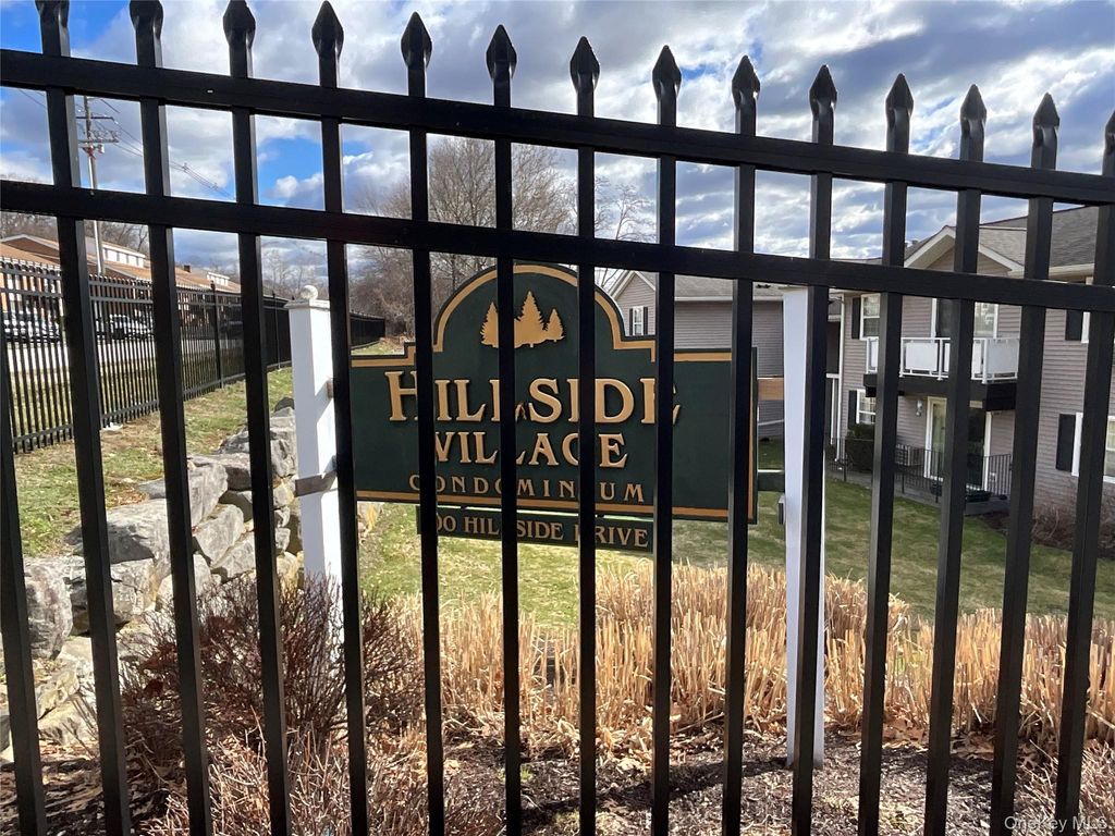 100 Hillside Drive B10, Middletown, NY 10941