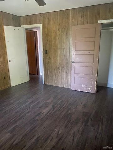 223 W Schunior Street, Edinburg, TX 78541