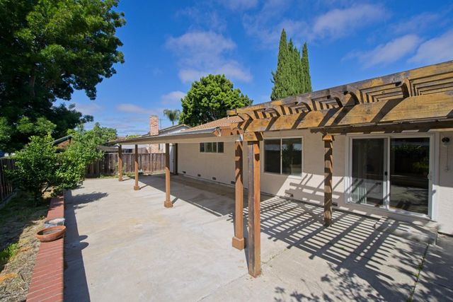 942 Junesong Way, San Jose, CA 95133