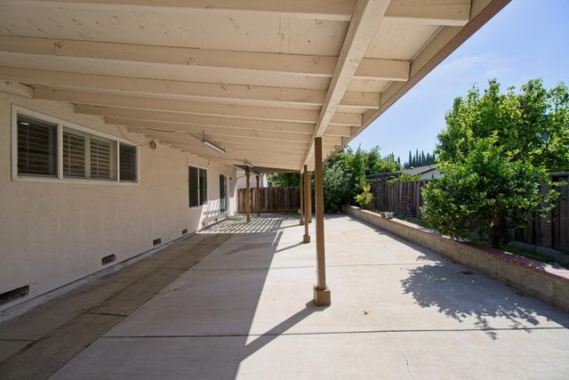 942 Junesong Way, San Jose, CA 95133