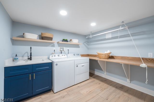 11 W Maple Ave, Roxbury Twp., NJ 07876