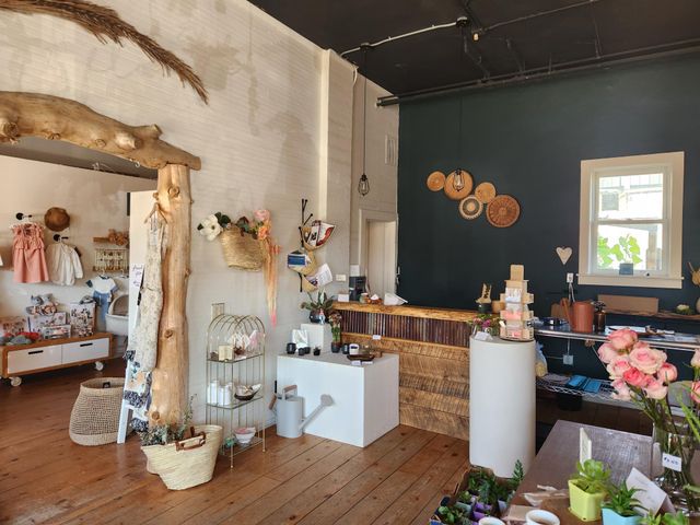 222 Main - Floral Shop Building Avenue S, Park Rapids, MN 56470