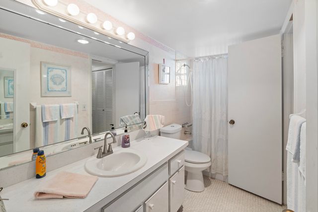 1333 E Hallandale Beach Boulevard 409, Hallandale Beach, FL 33009