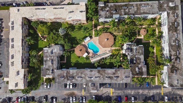 1333 E Hallandale Beach Boulevard 409, Hallandale Beach, FL 33009