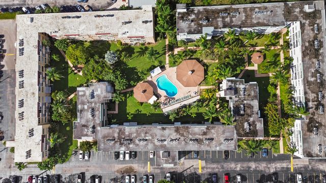 1333 E Hallandale Beach Boulevard 409, Hallandale Beach, FL 33009