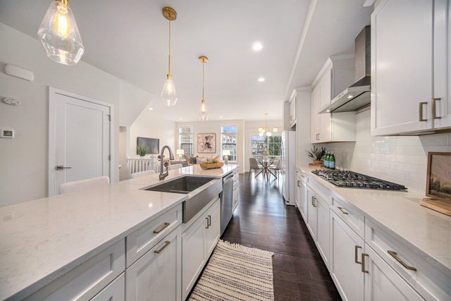 2856 Ridington Road, Ann Arbor, MI 48105