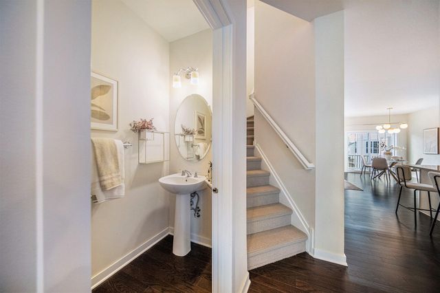 2856 Ridington Road, Ann Arbor, MI 48105