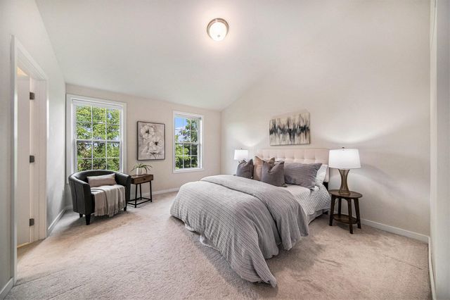 2856 Ridington Road, Ann Arbor, MI 48105