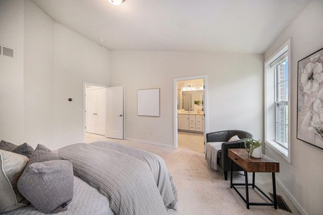 2856 Ridington Road, Ann Arbor, MI 48105