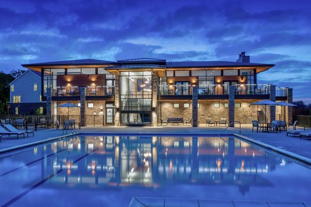 2856 Ridington Road, Ann Arbor, MI 48105