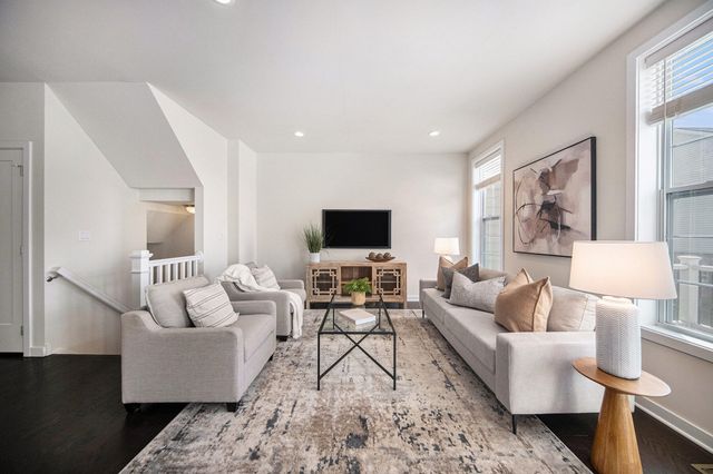 2856 Ridington Road, Ann Arbor, MI 48105