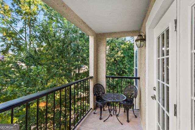 3655 Habersham Road NE B236, Atlanta, GA 30305