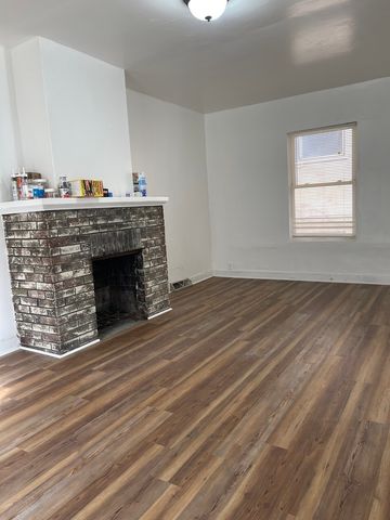 271 E 148th Street, Harvey, IL 60426