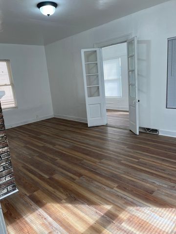 271 E 148th Street, Harvey, IL 60426