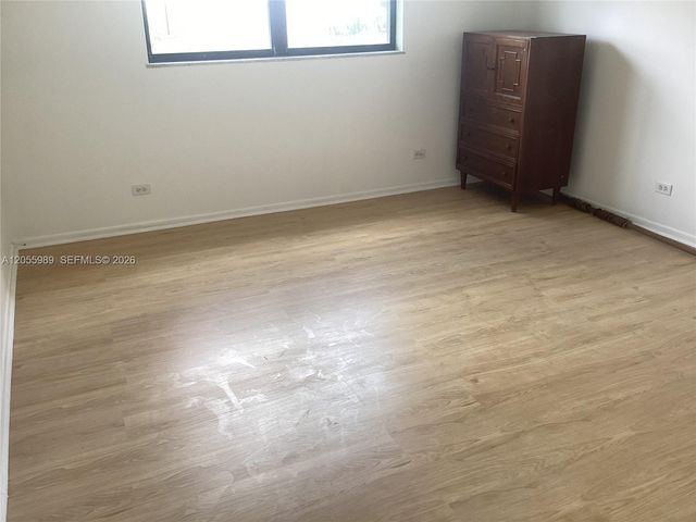 800 NE 195th Street 415, Miami, FL 33179