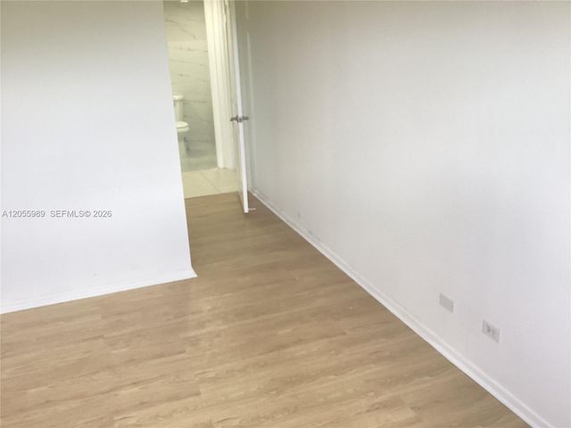 800 NE 195th Street 415, Miami, FL 33179