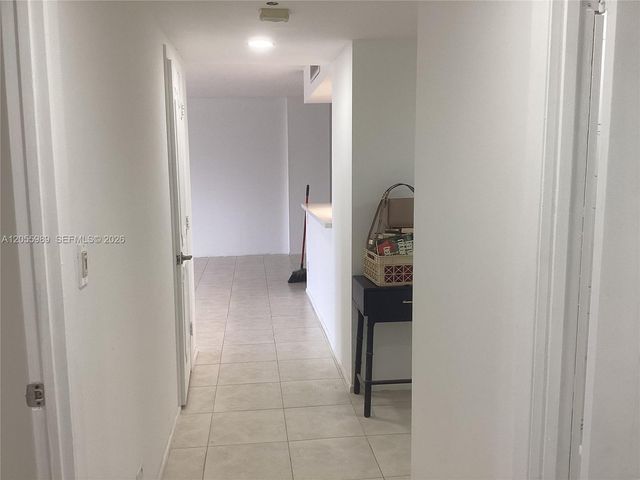 800 NE 195th Street 415, Miami, FL 33179