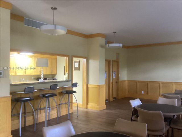 800 NE 195th Street 415, Miami, FL 33179
