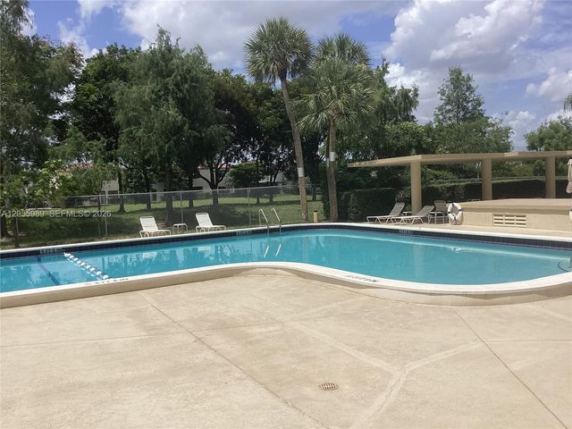 800 NE 195th Street 415, Miami, FL 33179