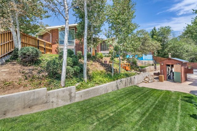 2128 E 11270 S, Sandy, UT 84092