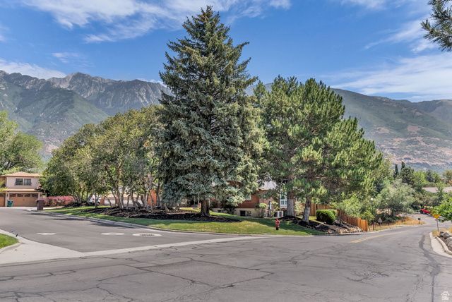2128 E 11270 S, Sandy, UT 84092