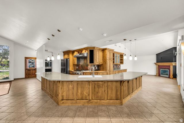 2128 E 11270 S, Sandy, UT 84092