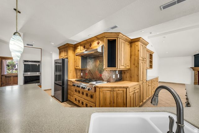 2128 E 11270 S, Sandy, UT 84092