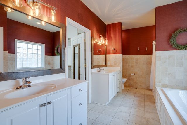 182 Spy Glass Way, Hendersonville, TN 37075