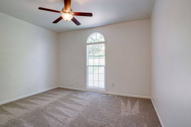 182 Spy Glass Way, Hendersonville, TN 37075