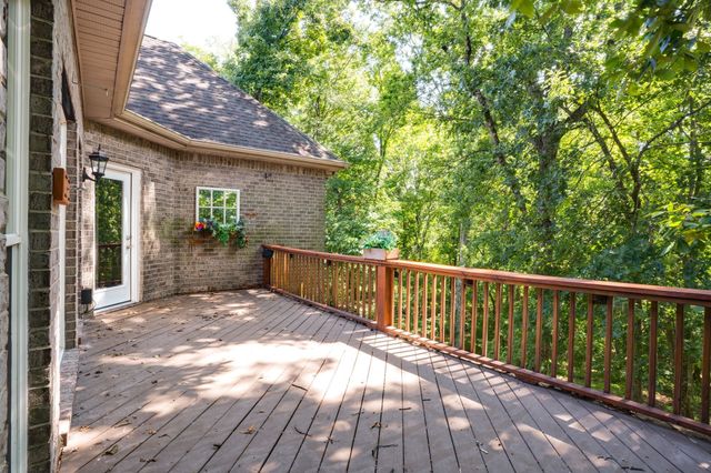 182 Spy Glass Way, Hendersonville, TN 37075