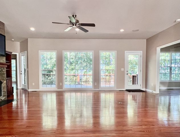 182 Spy Glass Way, Hendersonville, TN 37075