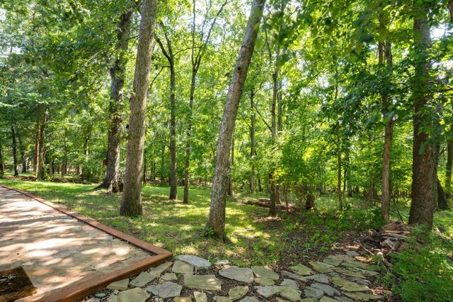 182 Spy Glass Way, Hendersonville, TN 37075