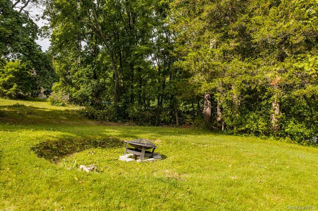 124 Bower Road, Poughkeepsie, NY 12603