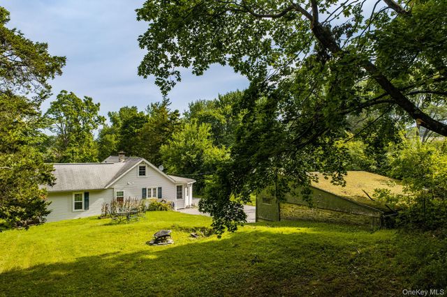 124 Bower Road, Poughkeepsie, NY 12603