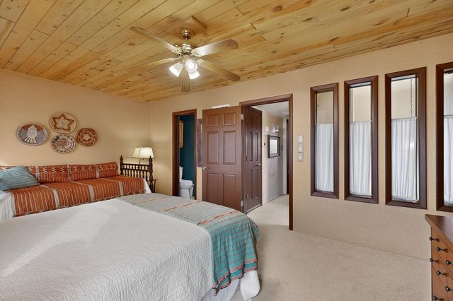 2803 Plaza Rojo, Santa Fe, NM 87507