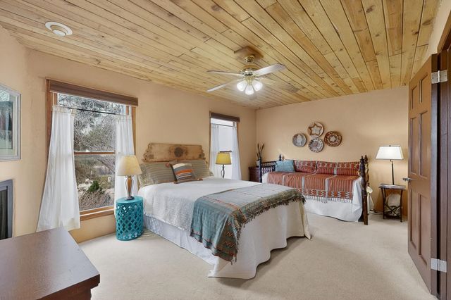 2803 Plaza Rojo, Santa Fe, NM 87507