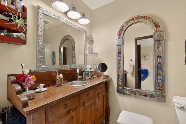 2803 Plaza Rojo, Santa Fe, NM 87507