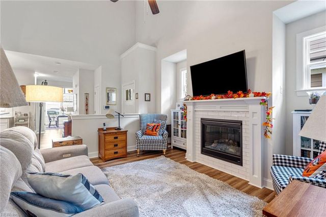 126 Creek Front LN, Suffolk, VA 23435