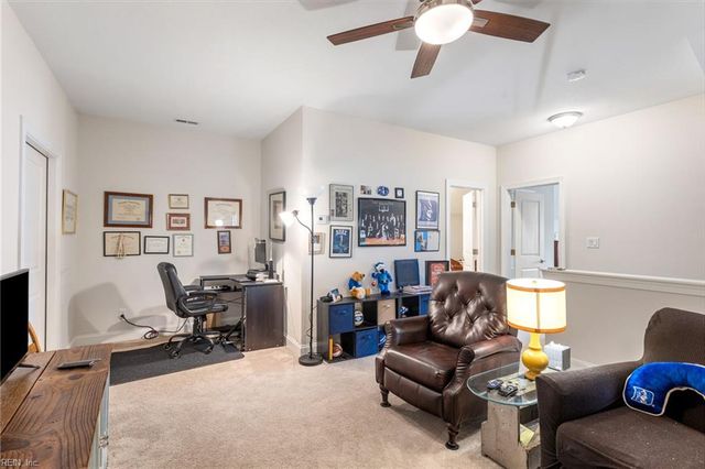 126 Creek Front LN, Suffolk, VA 23435