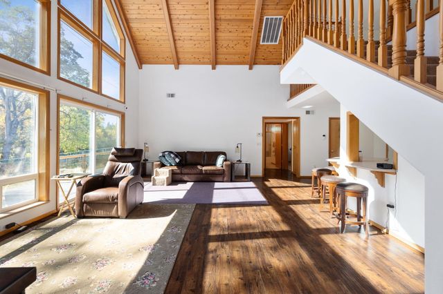 26268 Oregon 62, Trail, OR 97541