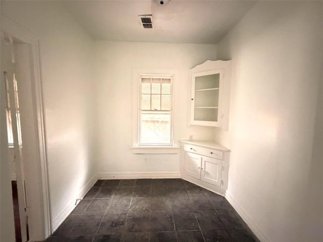 1701 NW 39TH Street, Oklahoma City, OK 73118