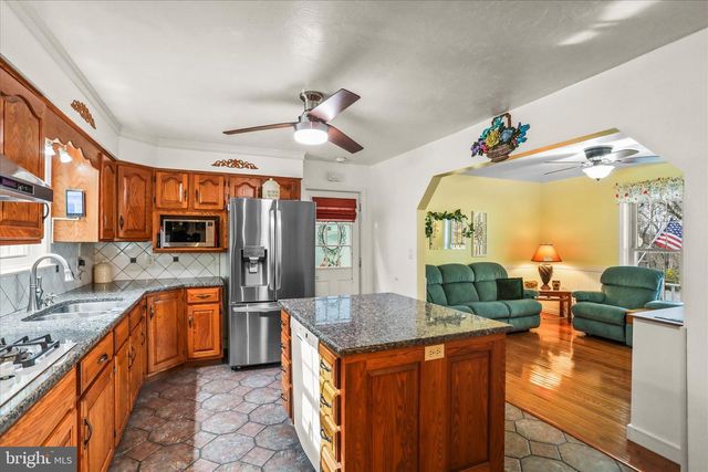 4935 BLOOMING GROVE RD, Glenville, PA 17329