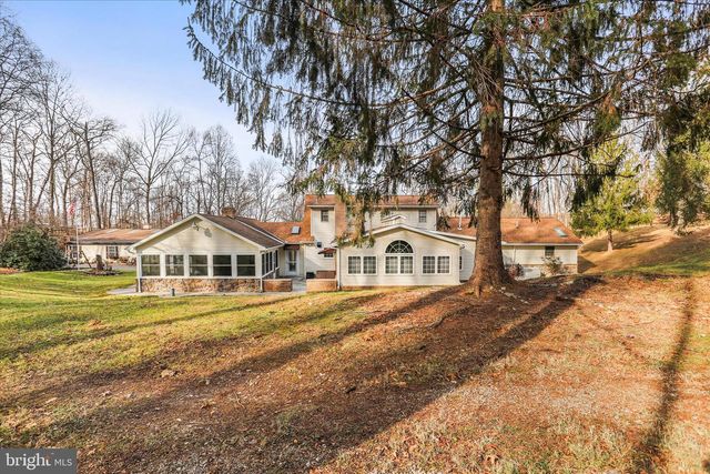 4935 BLOOMING GROVE RD, Glenville, PA 17329