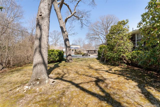 52 Woodbury Road, Farmingville, NY 11738