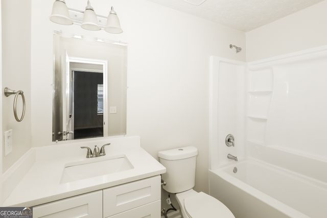 9555 Fairway Turn, Jonesboro, GA 30238