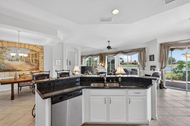 1364 EMERALD DUNES DRIVE, Sun City Center, FL 33573