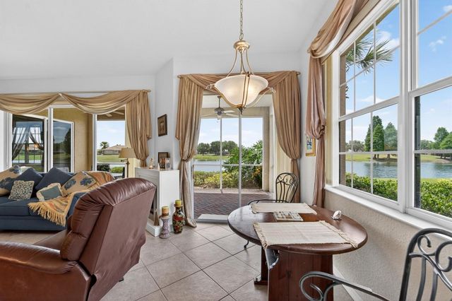 1364 EMERALD DUNES DRIVE, Sun City Center, FL 33573