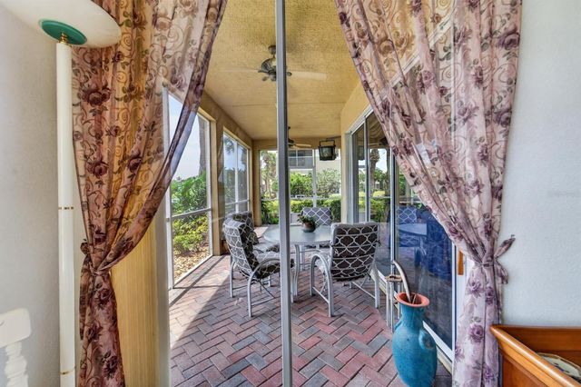 1364 EMERALD DUNES DRIVE, Sun City Center, FL 33573
